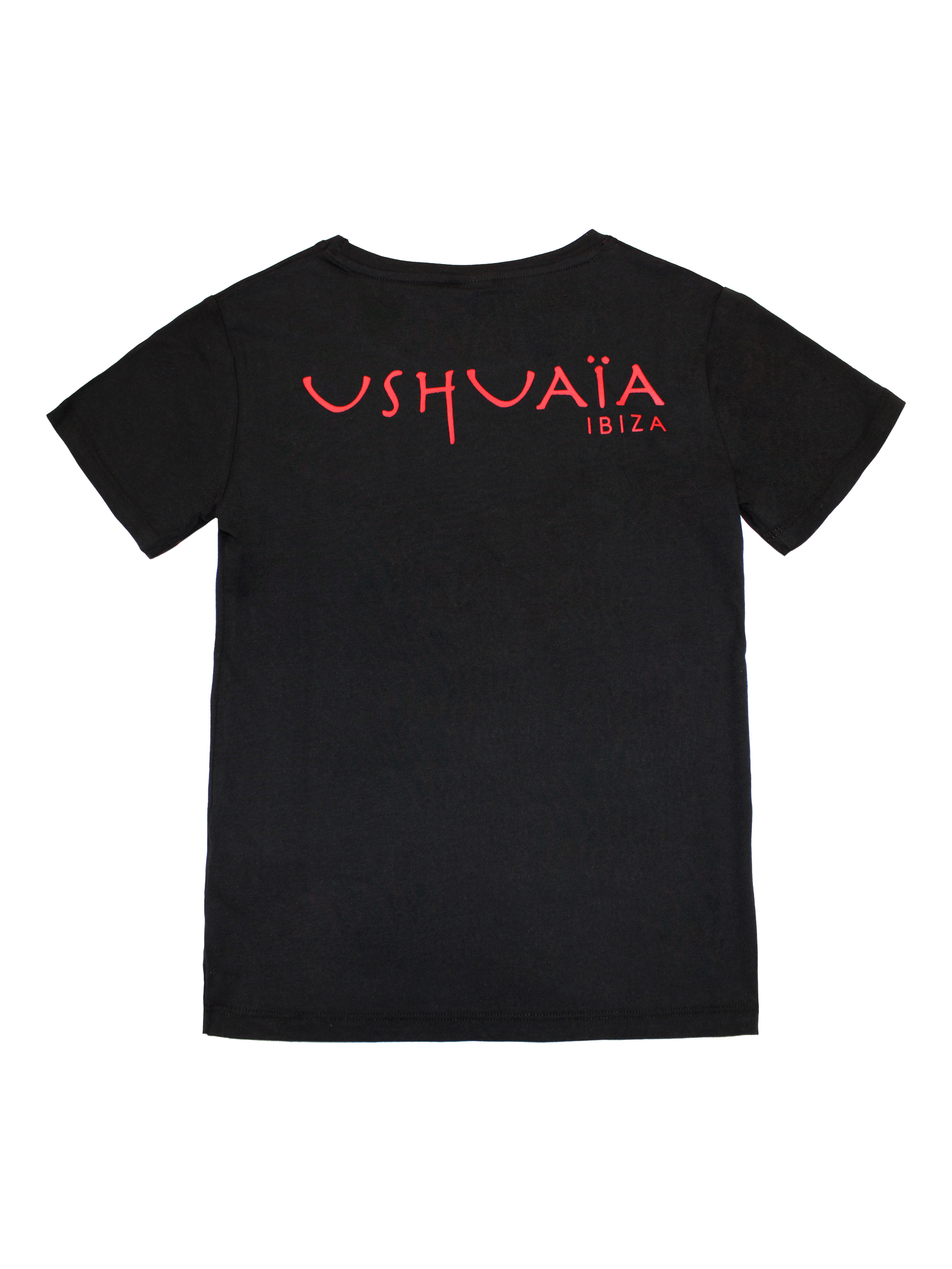 T-shirt with round neck and short sleeves. Contrasting combined print detail on the front and back.