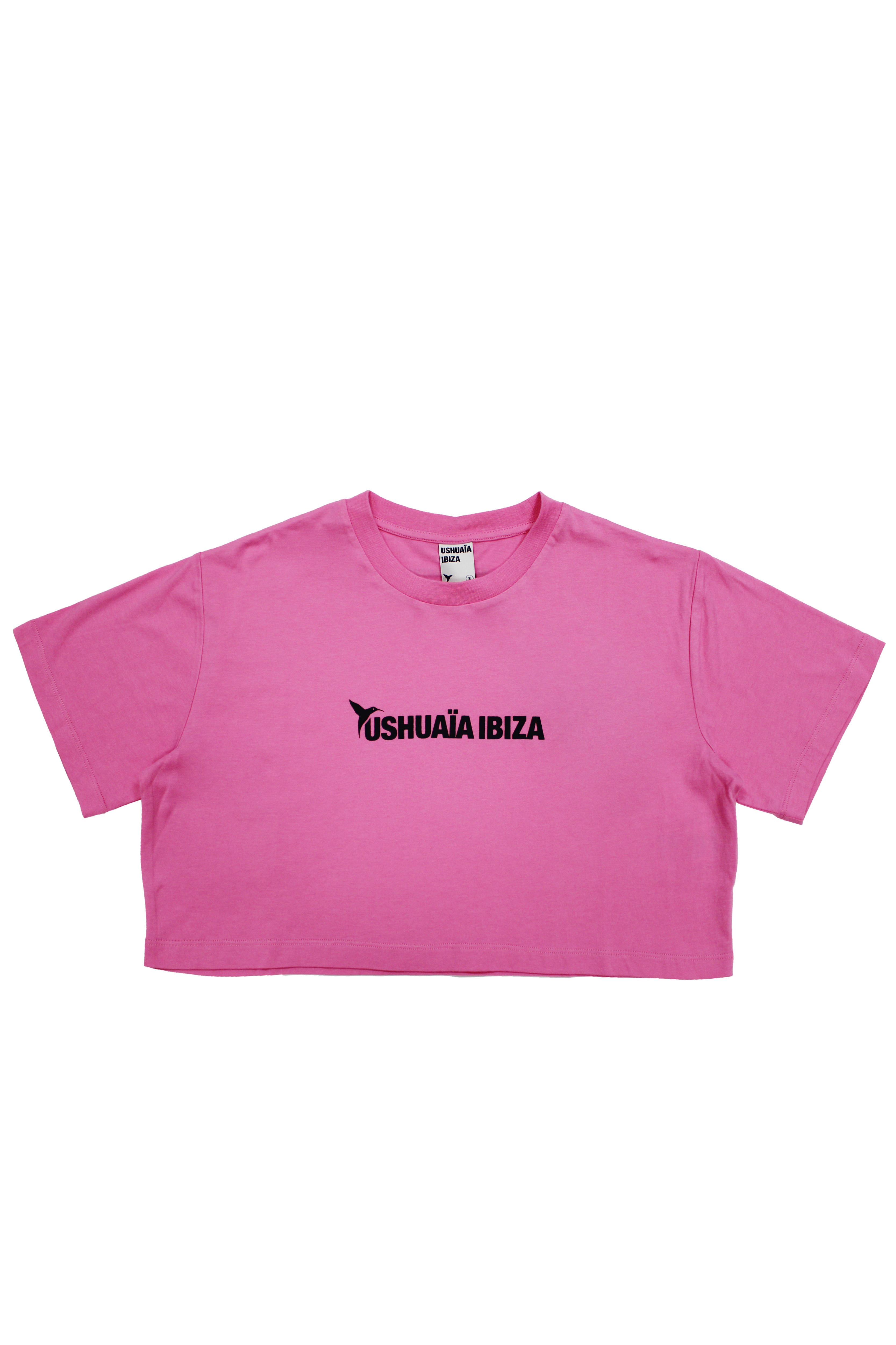 Pink cropped T-shirt with bold Ibiza print & contrast details. Perfect for summer streetwear looks. Shop the vibe now!
