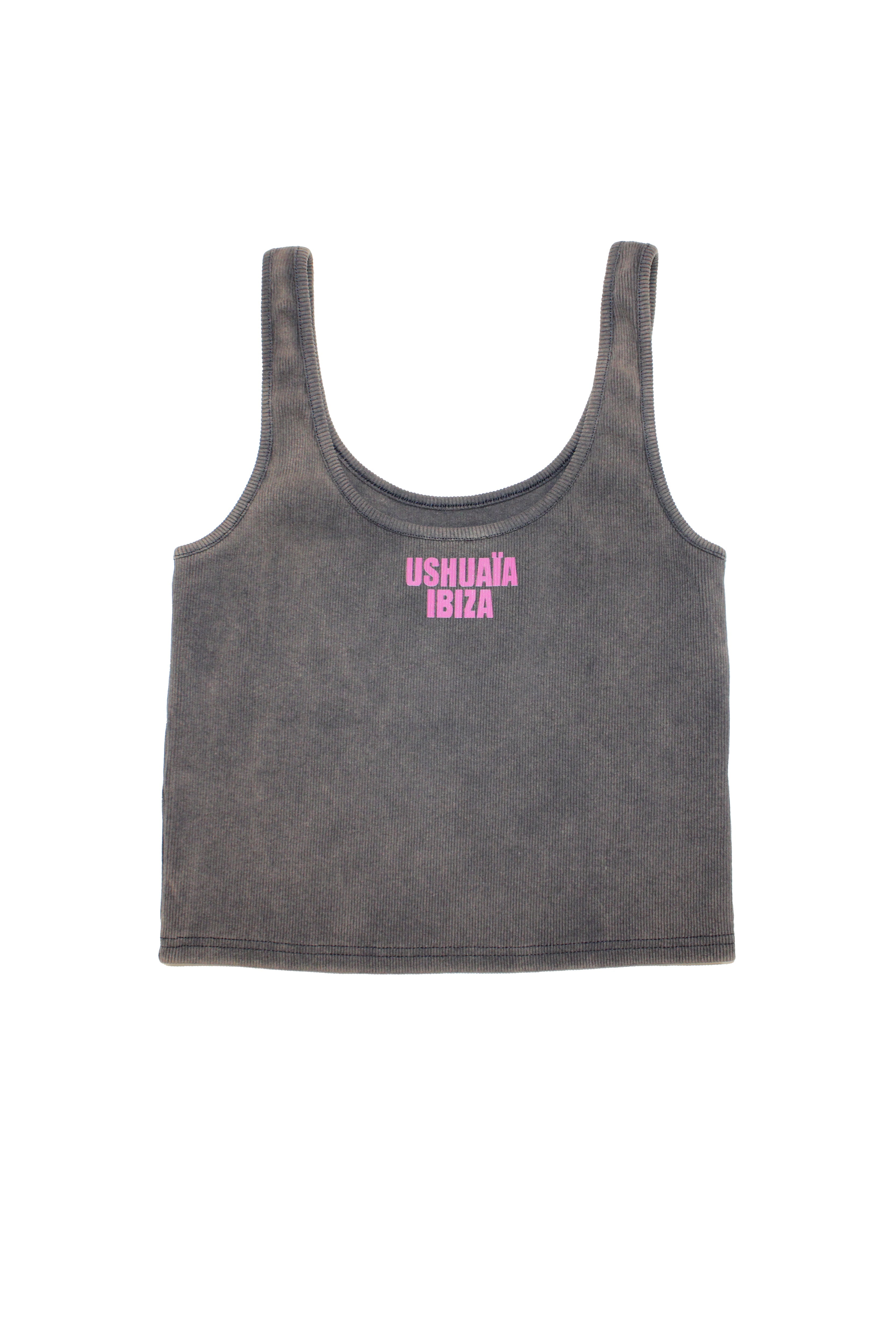 Rib tank top with round neck and washed armhole sleeves with fade out effect. Rubber-effect print detail on the front.