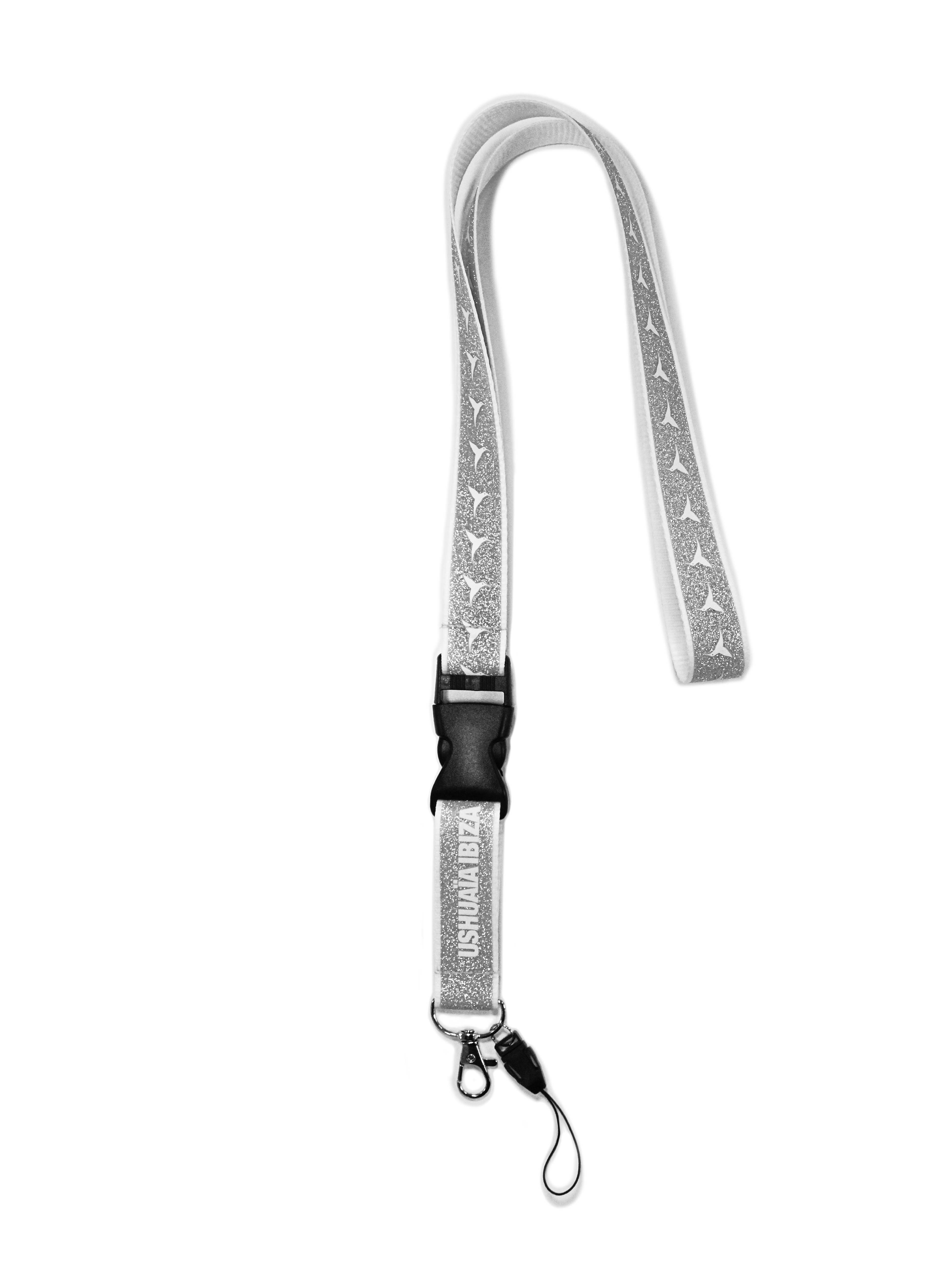 Ushuaïa lanyard made of high-density polyester with metal hook.
Lanyard Ushuaïa
Lanyard poliéster alta densidad
Lanyard con mosquetón metálico
Accesorios Ushuaïa