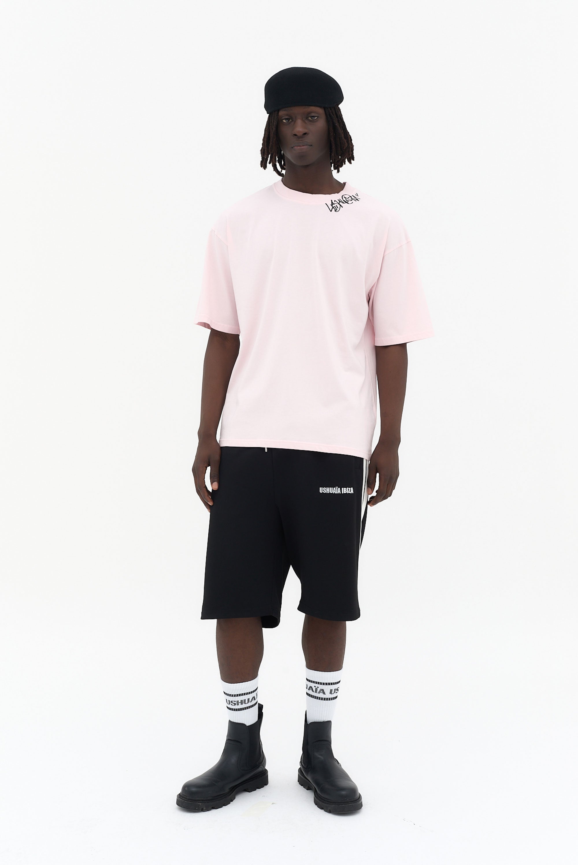 shorts hombre negros banda lateral blanca