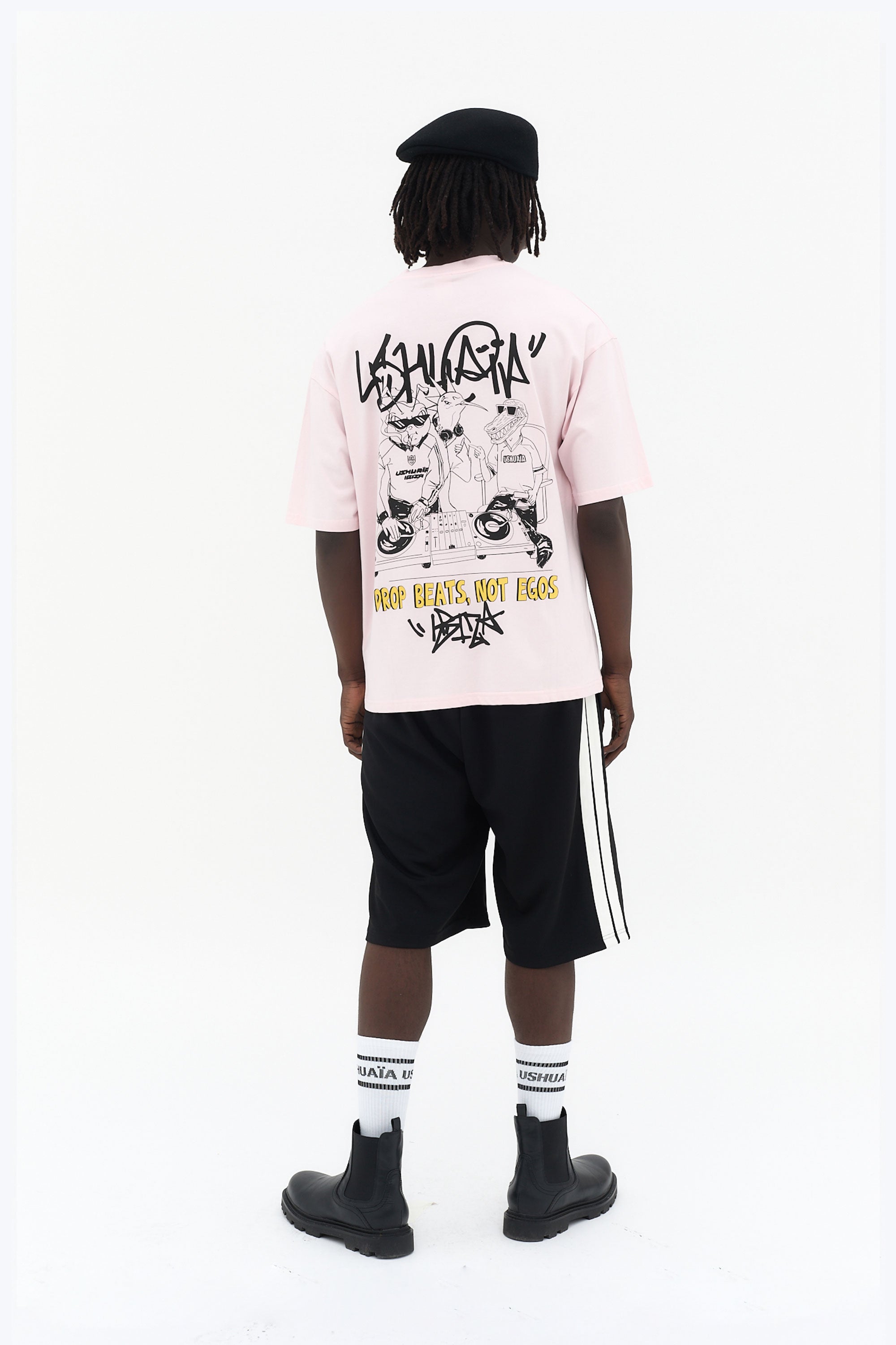 camiseta oversize hombre algodón acid wash spray logo ushuaïa