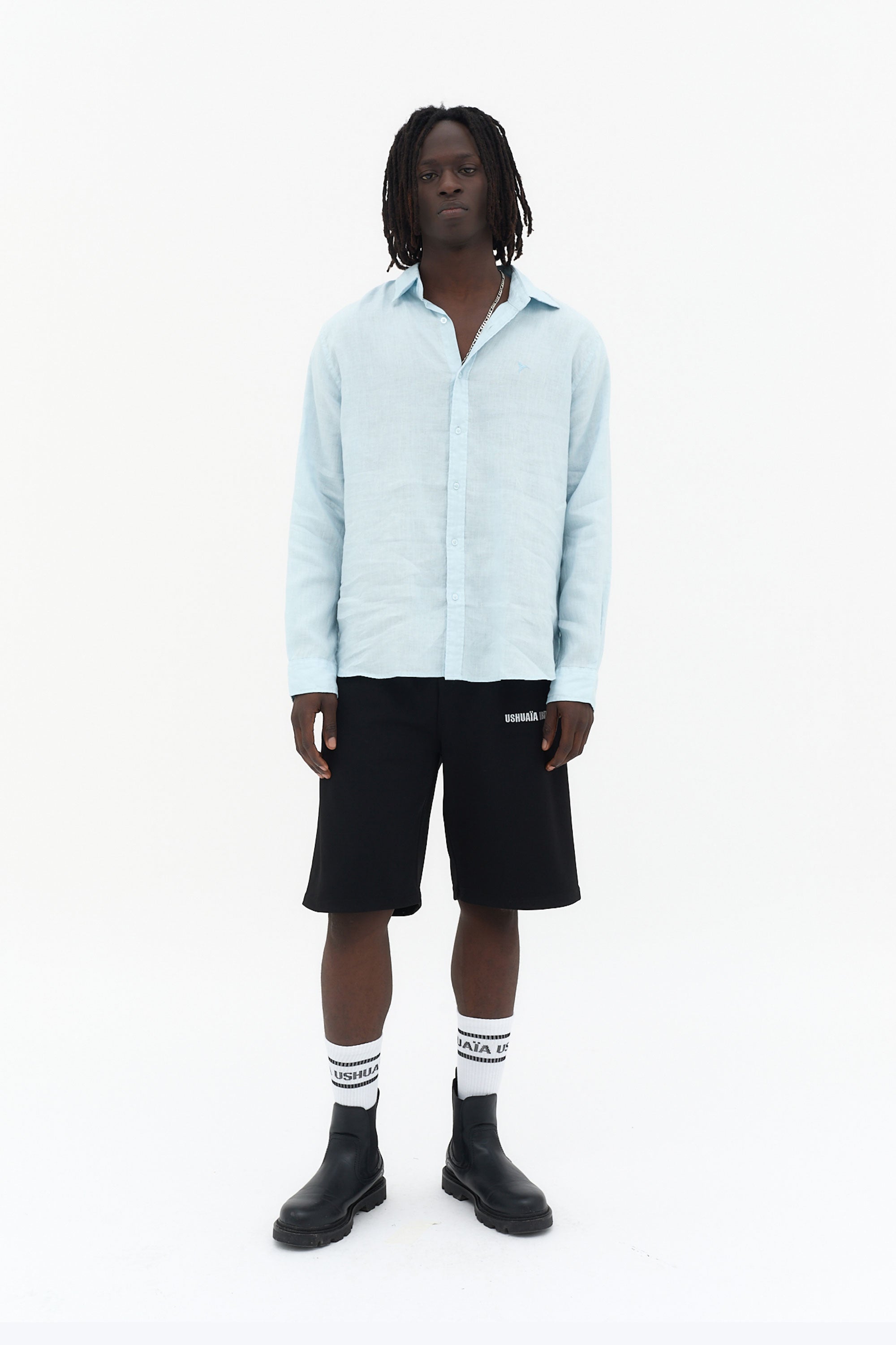 camisa lino hombre manga larga garment dyed logo ushuaïa delantero y espalda ibiza