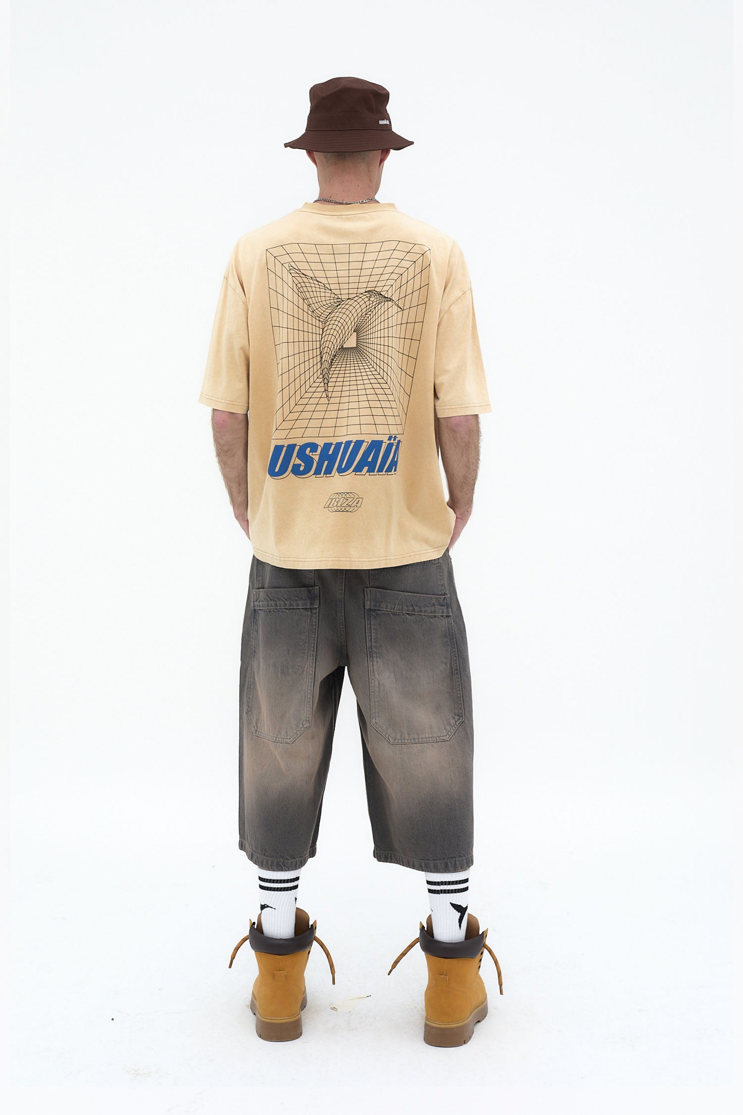 camiseta boxy hombre acid wash logo delantero