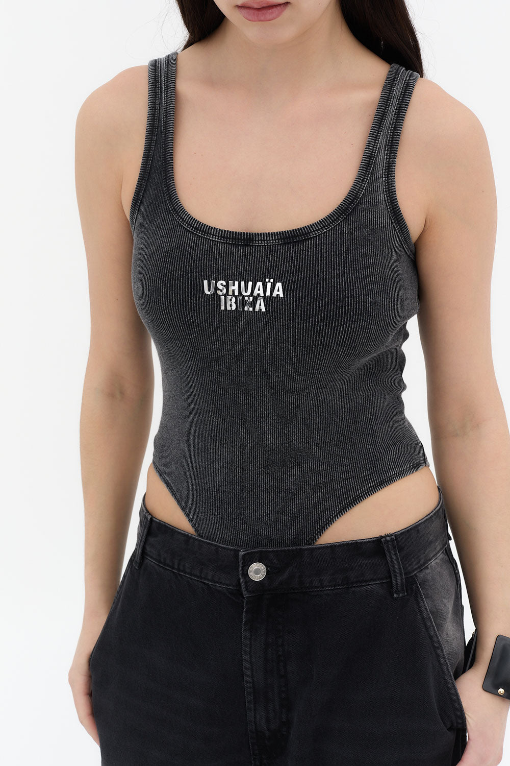 body mujer negro acid wash tirantes ushuaia