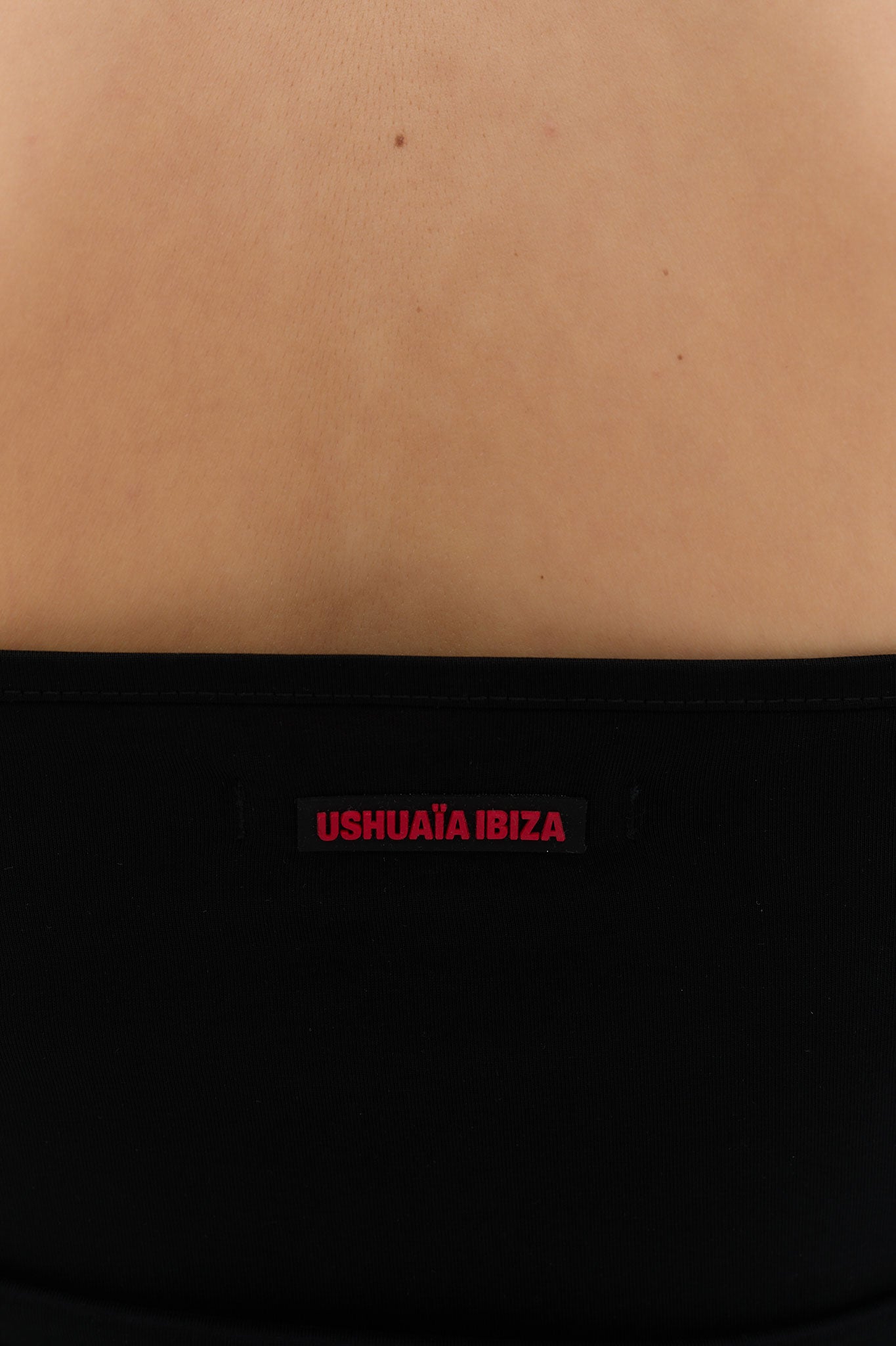 camiseta tirantes mujer negra grafico frontal