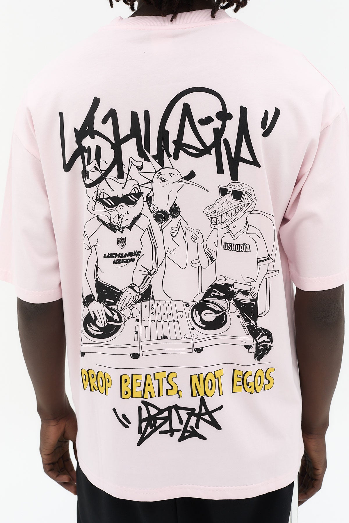 camiseta oversize hombre algodón acid wash spray logo ushuaïa