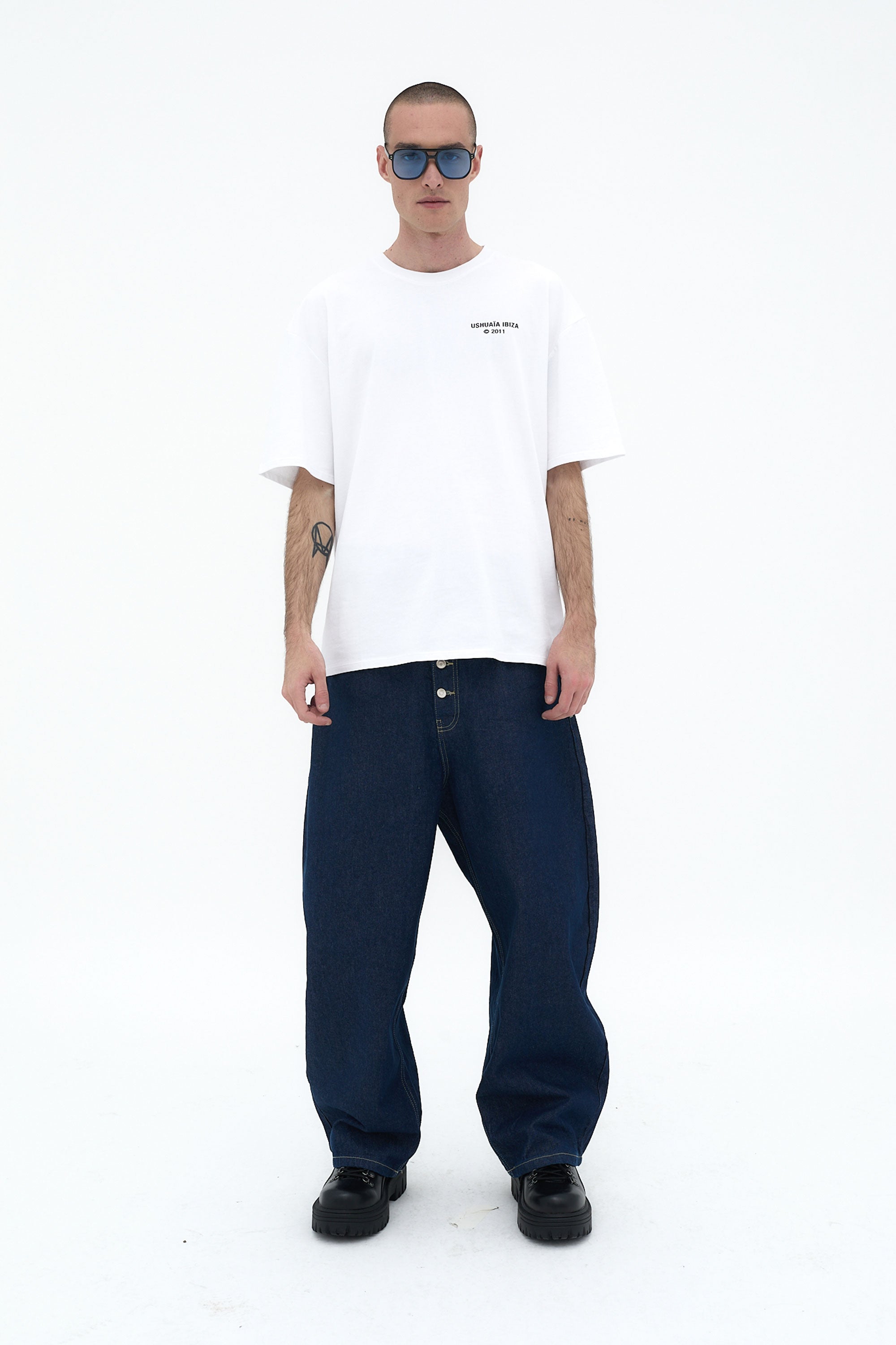 camiseta oversize hombre algodón silicon wash logo ushuaïa delantero y espalda ibiza