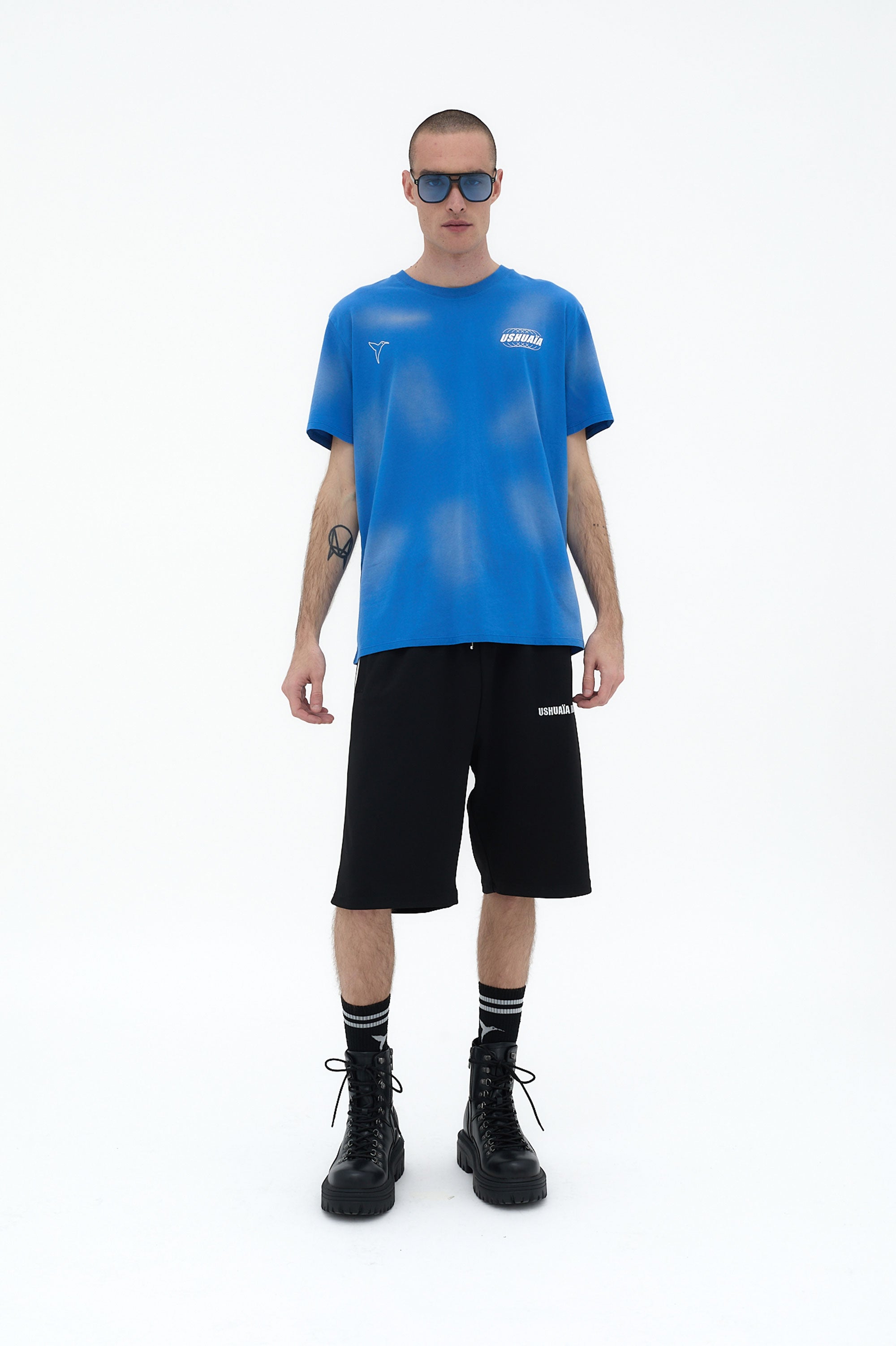 camiseta regular hombre algodón acid wash spray logo ushuaïa delantero y espalda ibiza