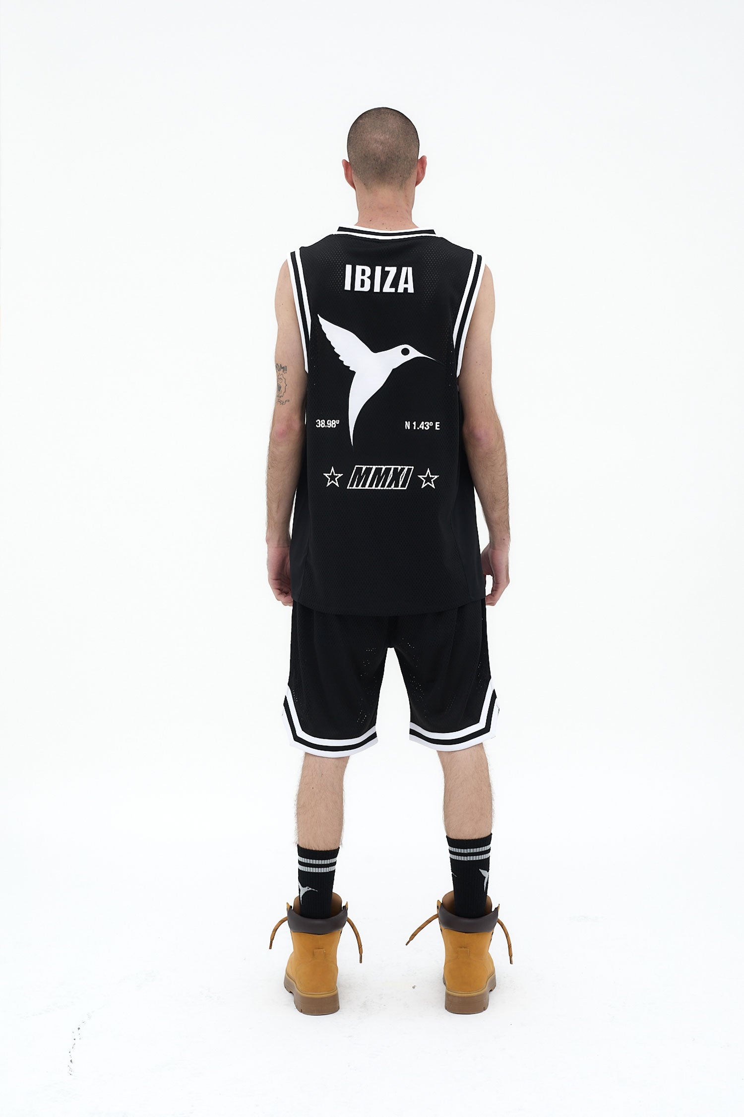camiseta sin mangas hombre poliéster mesh logo ushuaïa delantero y espalda ibiza