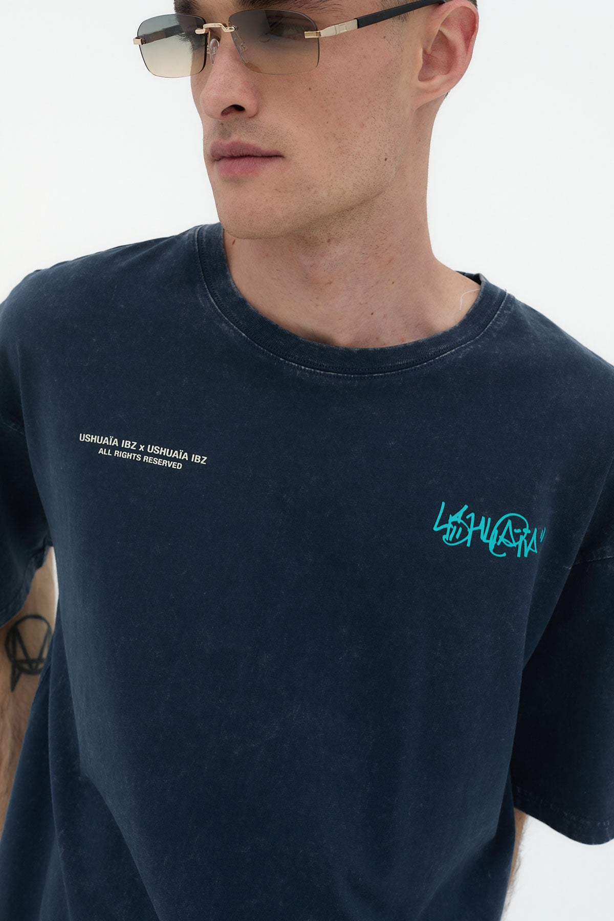camiseta oversize hombre logo espalda algodón snow finish