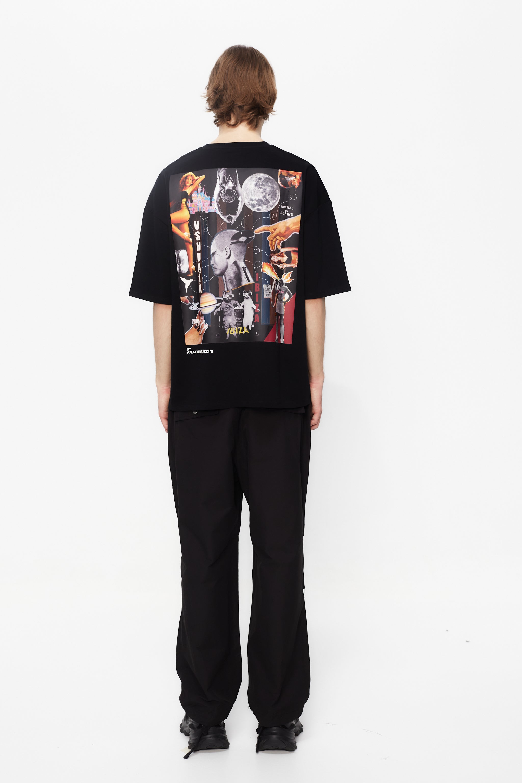 Oversize plus t-shirt with round neck and short sleeves. Contrast combined print detail on front and back.
USHUAÏA x ANDREA MARCACCINI