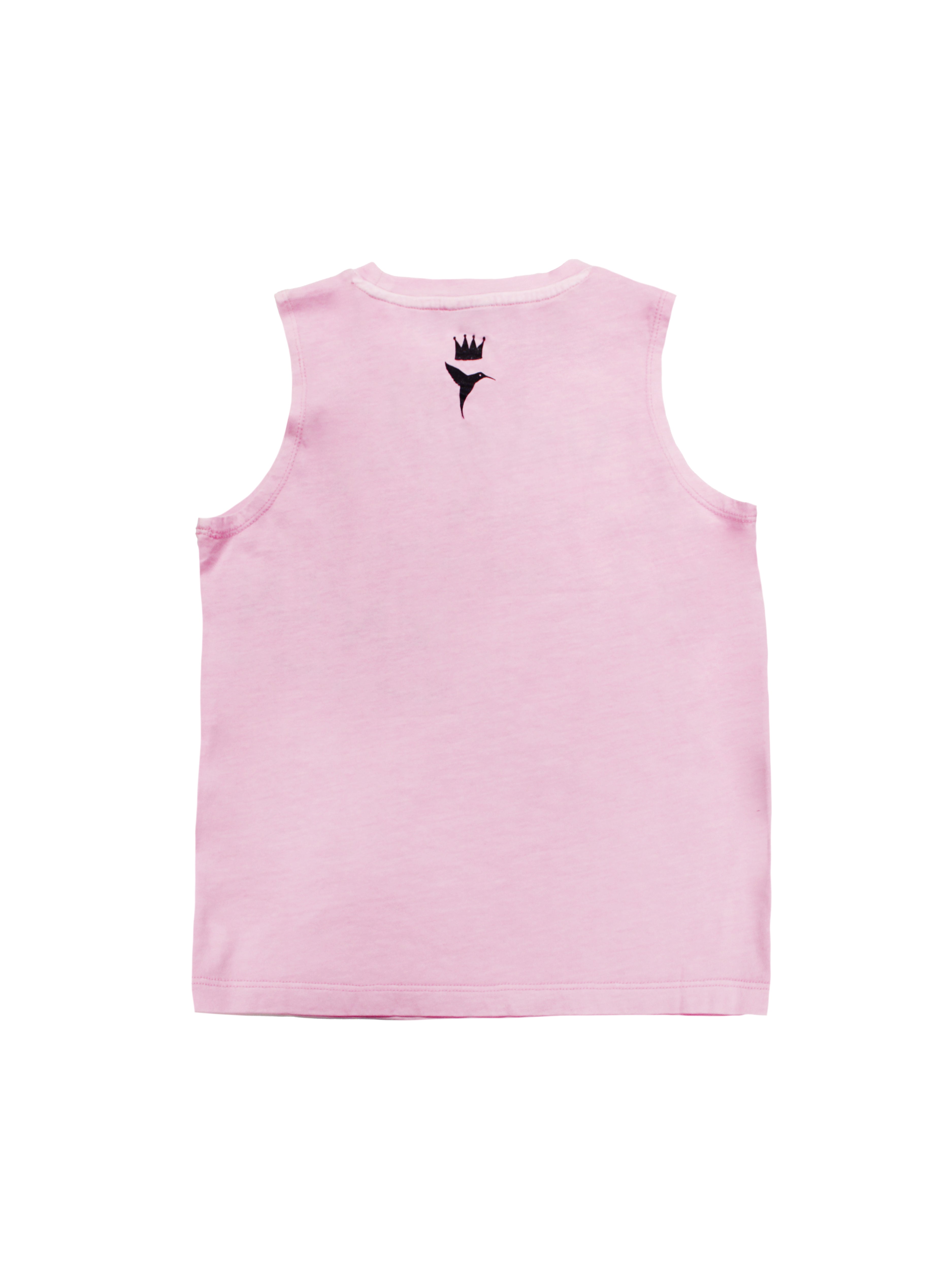 T-shirt with a round neckline and washed armhole sleeves with a fade out effect. Contrast combined print detail on the front and back with glitter. 