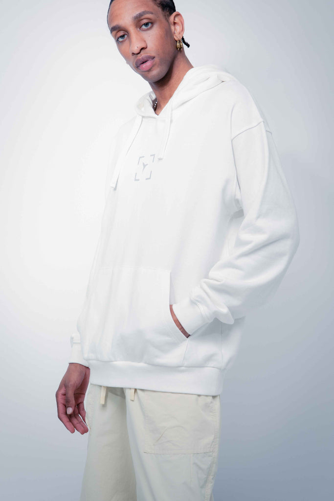 Oversized sweatshirt with adjustable drawstring hood and long sleeves. Contrast print detail on the front and back with reflective effect. Kangaroo pocket on the front. Rib finishes. 
