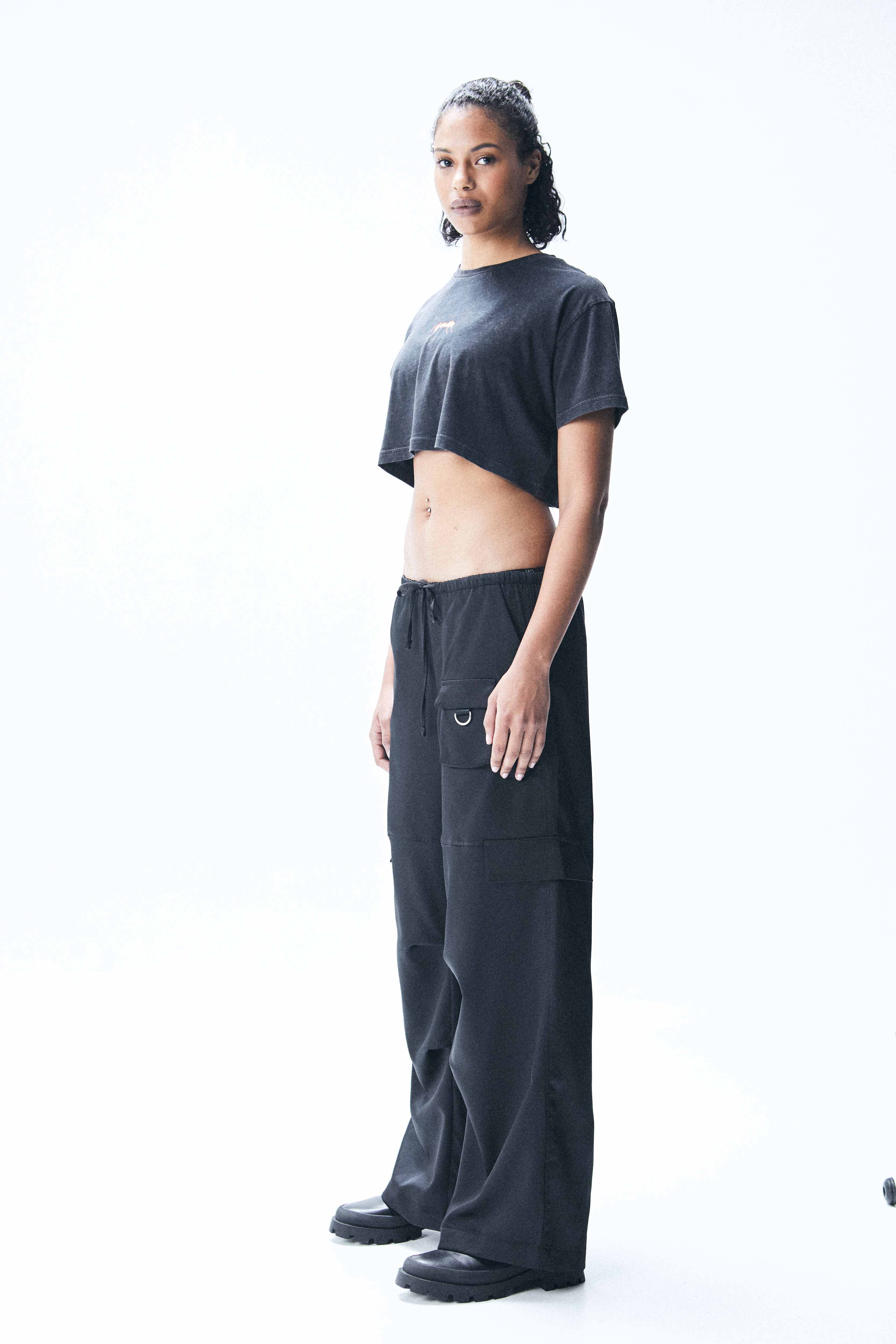 W Underno Crop Top Ants