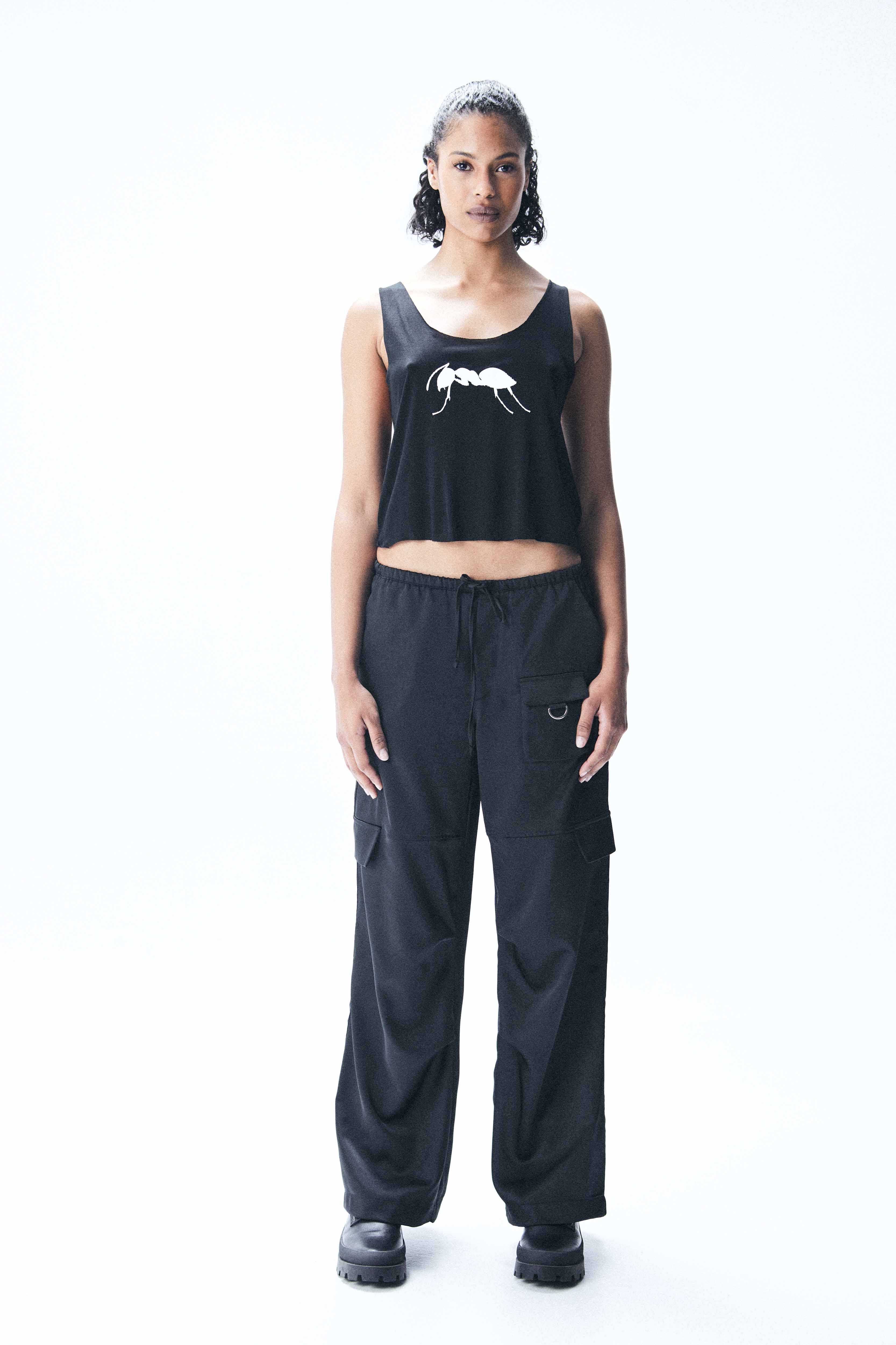 TANK TOP EXPLOSIVE ANTS