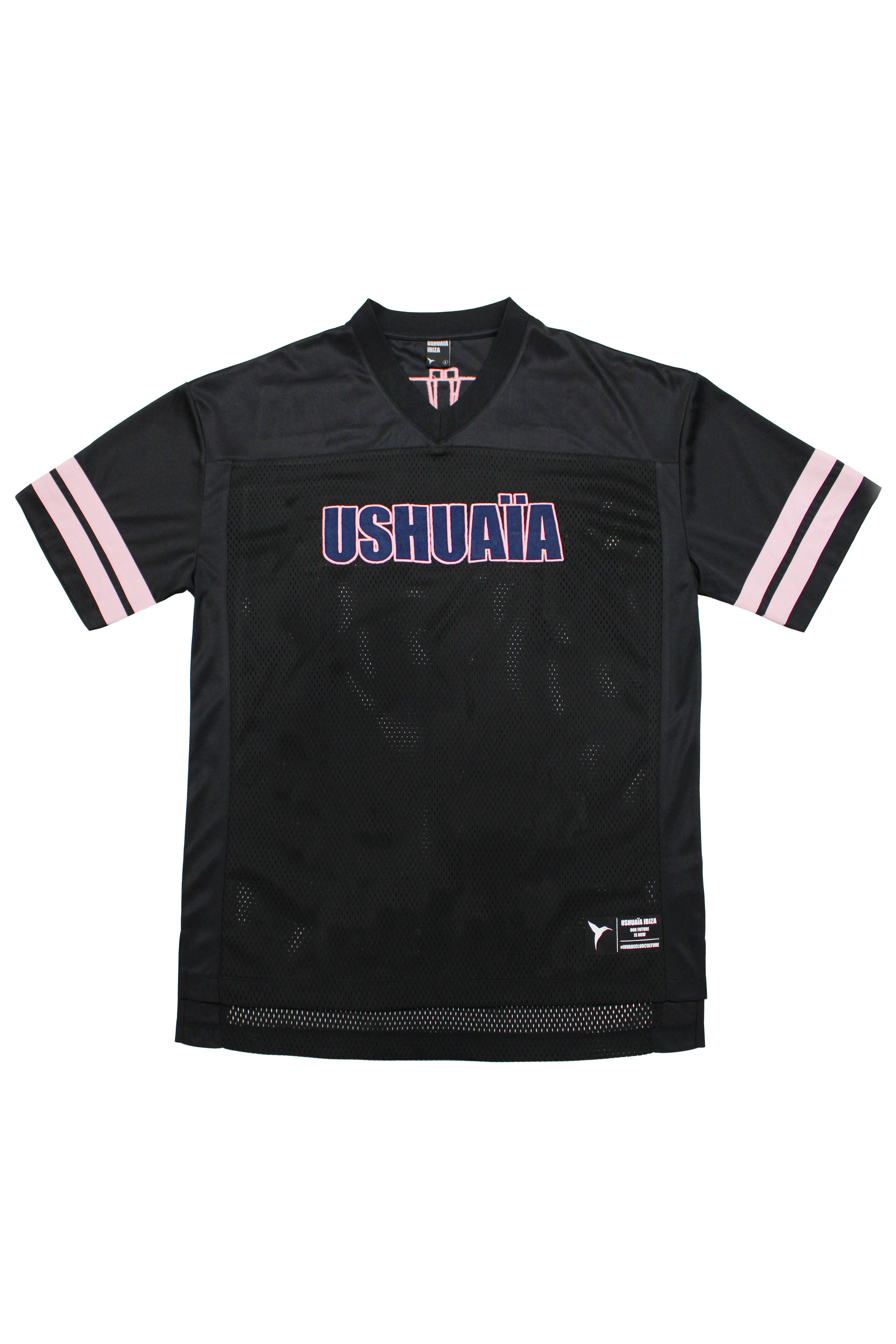 Combined rugby style T-shirt made of technical and mesh fabric, lightweight and breathable. V-neck and Short sleeves. Detail of contrasting combined applications on the front and back. 