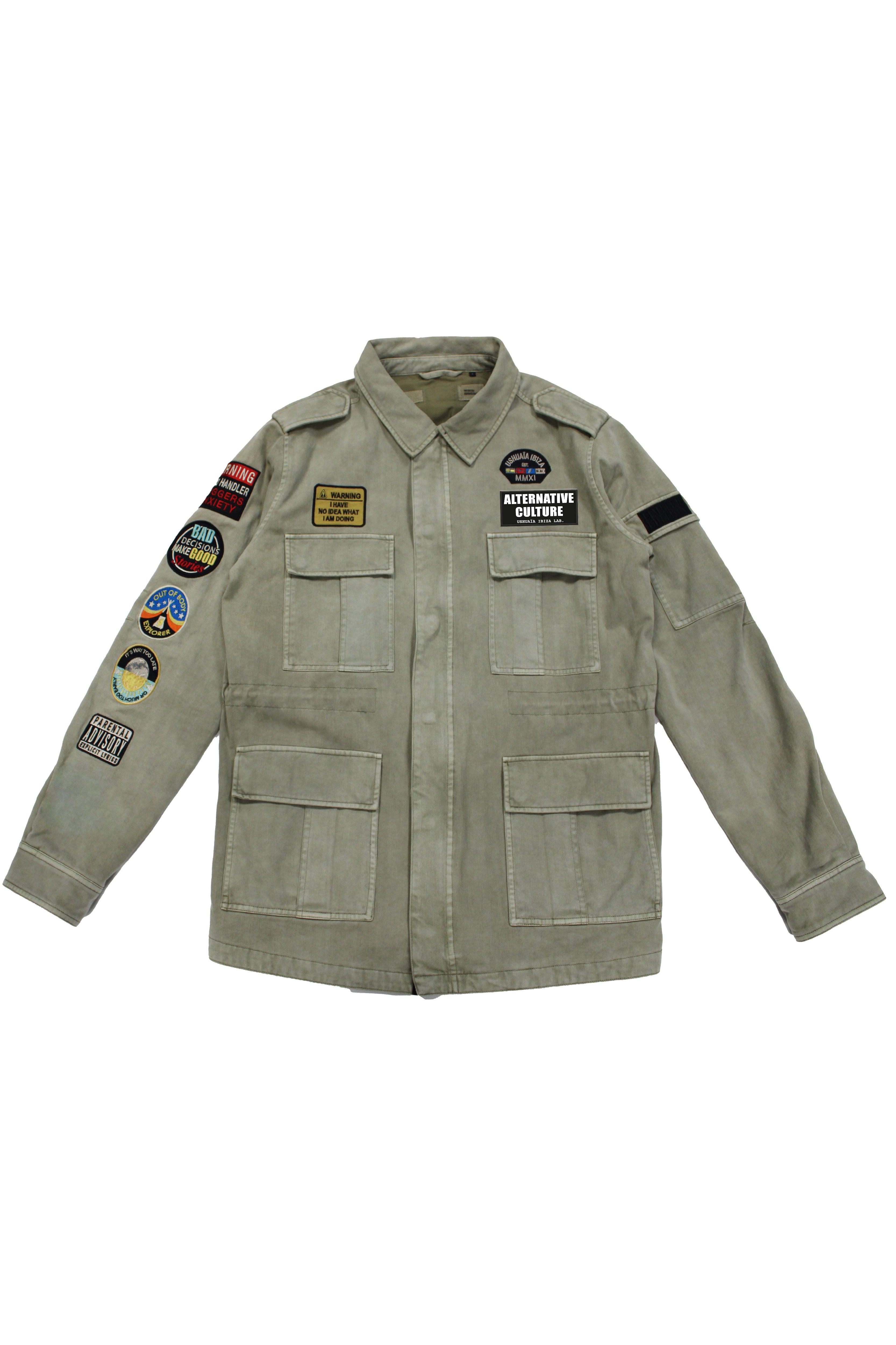 Washed twill military jacket with shirt collar and long sleeves with adjustable cuff with button. Central zip closure with adjustable drawstring at the waist. Patch pockets and flap on the front and sleeve. Combination of patches and embroidered application on front and back. Custom label detail on the back.