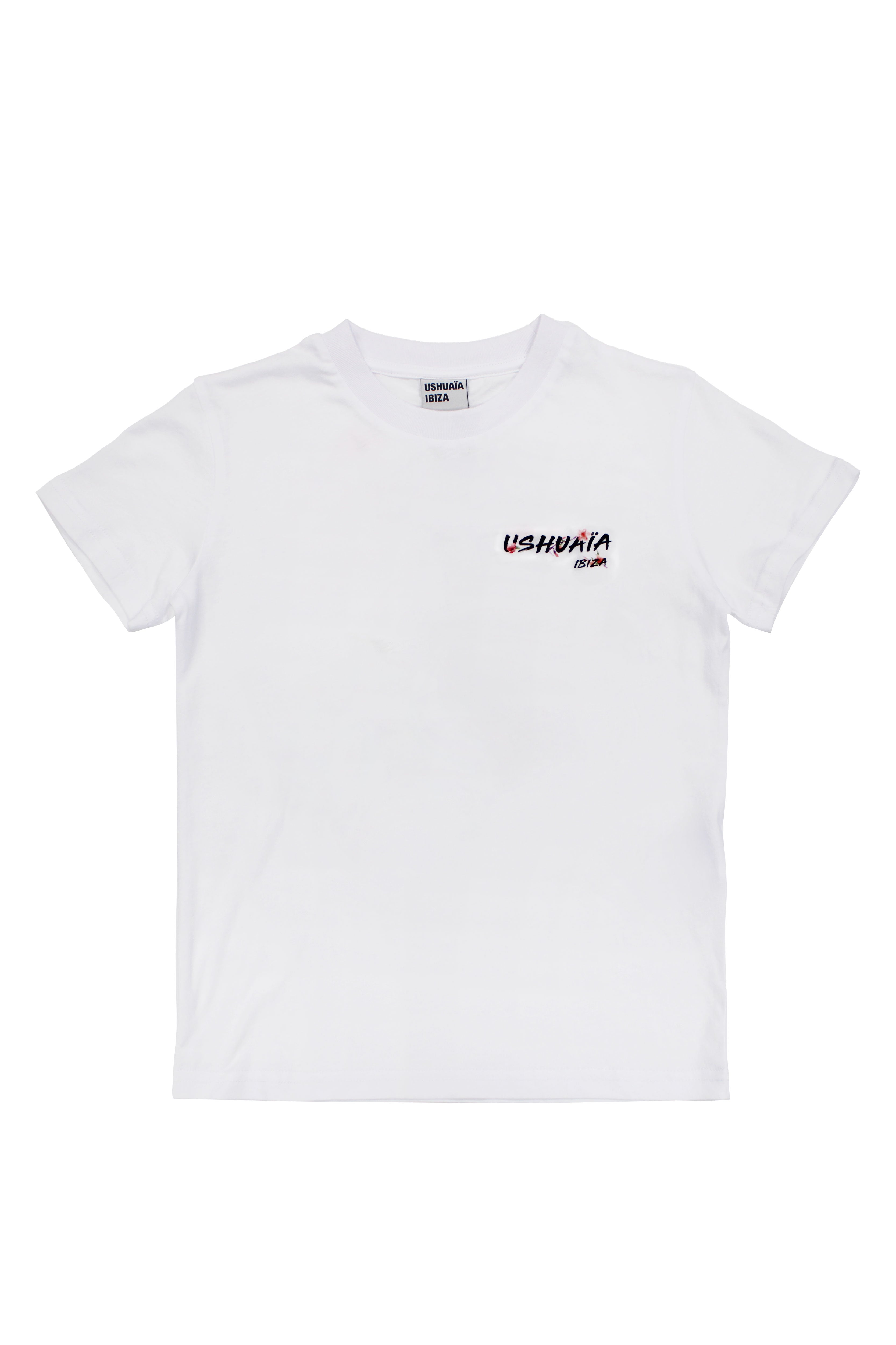 Round neck and sleeve t-shirt. Contrast combined print detail on front and back.
COMPOSITION:    
50% Cotton 50% Modal 