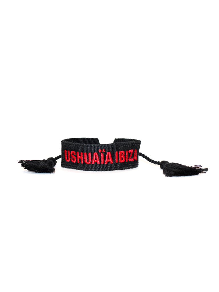 Embroidered Fabric Bracelet Ushuaïa Collection
Adjustable fabric bracelet with knotted closure. Embroidered Ushuaïa Collection logo at the center. Available in different colors.
COMPOSITION:
100% polyester.
