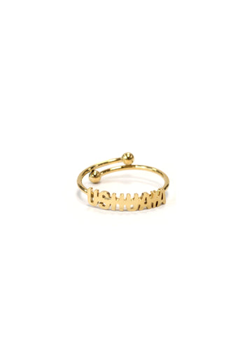 Adjustable metal ring with polished finish. Front cut-out design featuring the USHUAÏA name in capital letters. Available in two finishes: gold and silver. One size fits all.
COMPOSITION:
metal alloy.