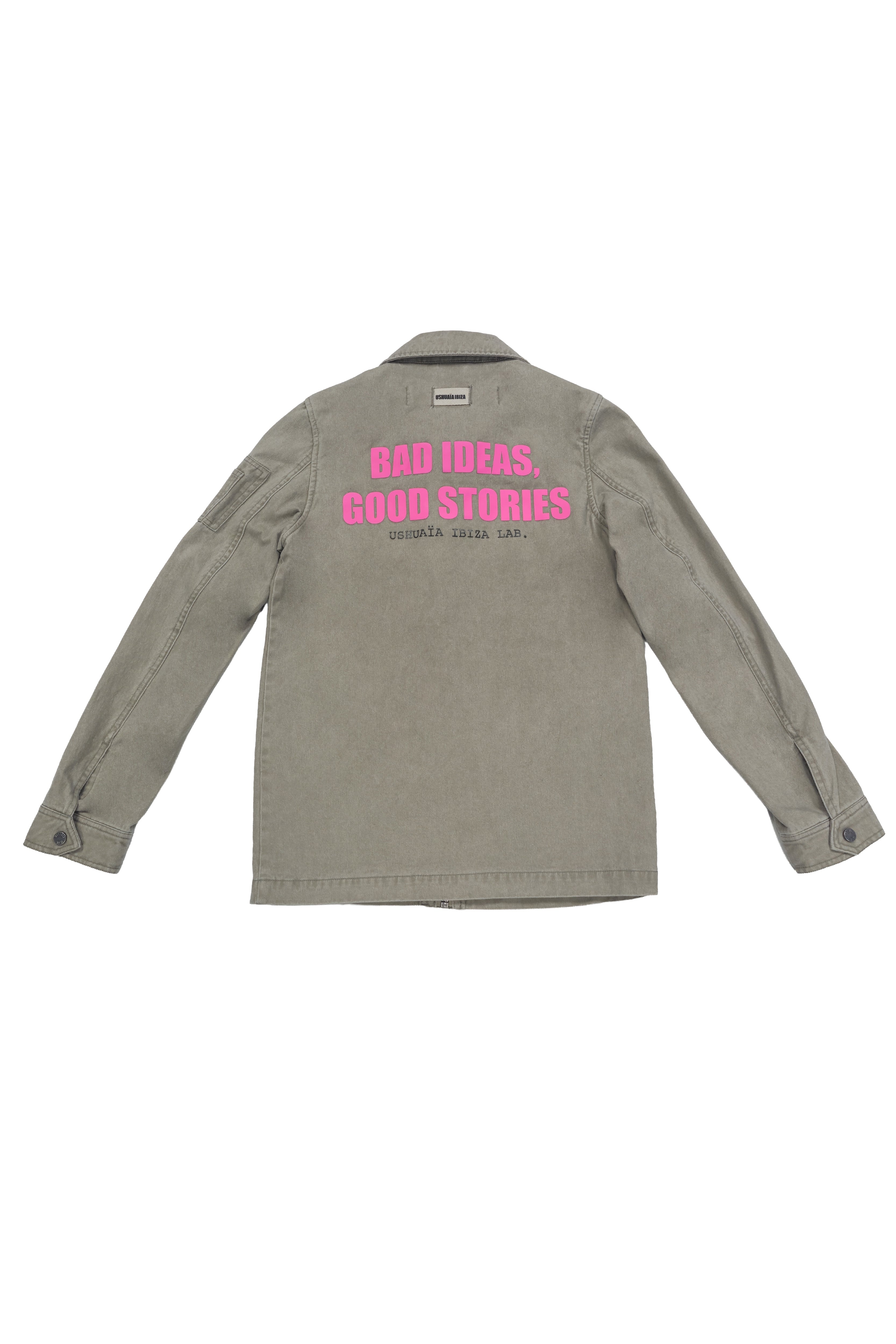 chaqueta militar mujer verde bolsillos frontales