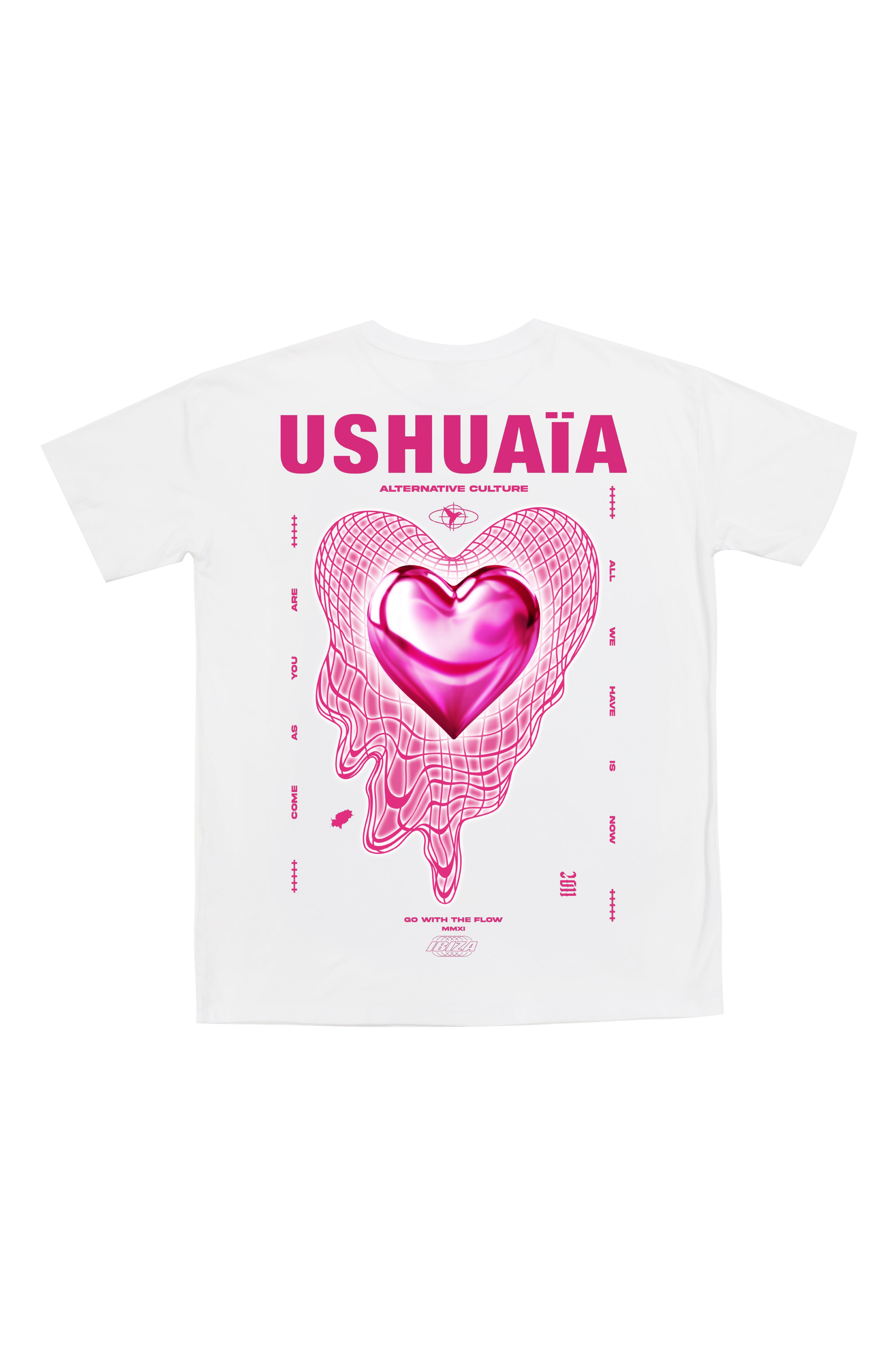 camiseta niña blanca corazon rosa ushuaia logo