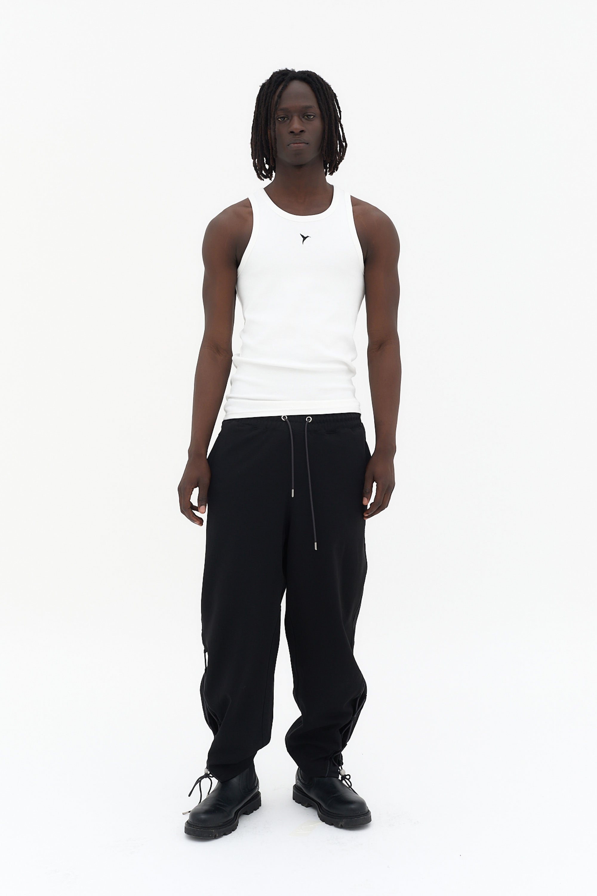 Camiseta sin mangas ajustada Ushuaïa en tejido rib con logo bordado en el frente