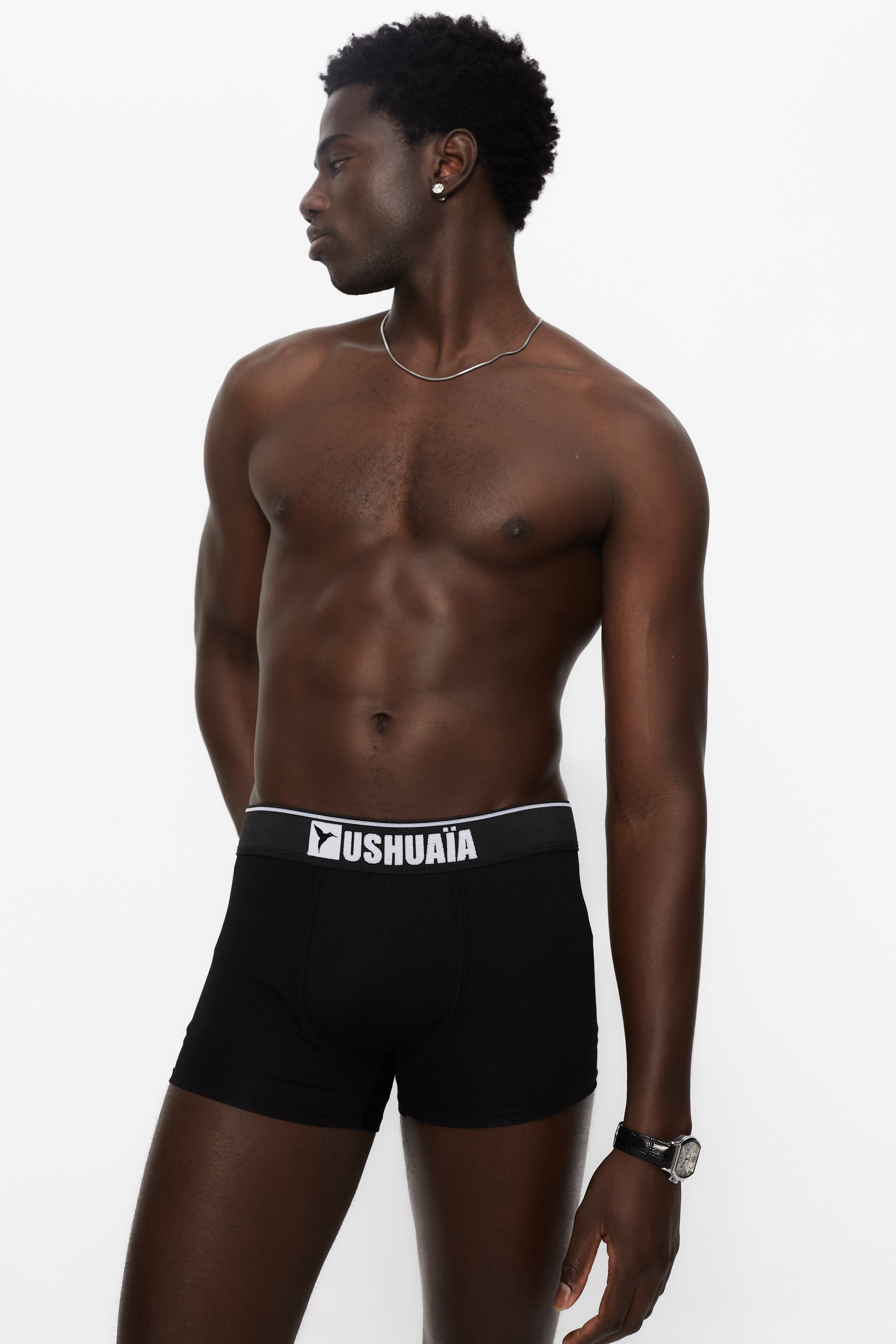 Fitted boxers with elastic waistband