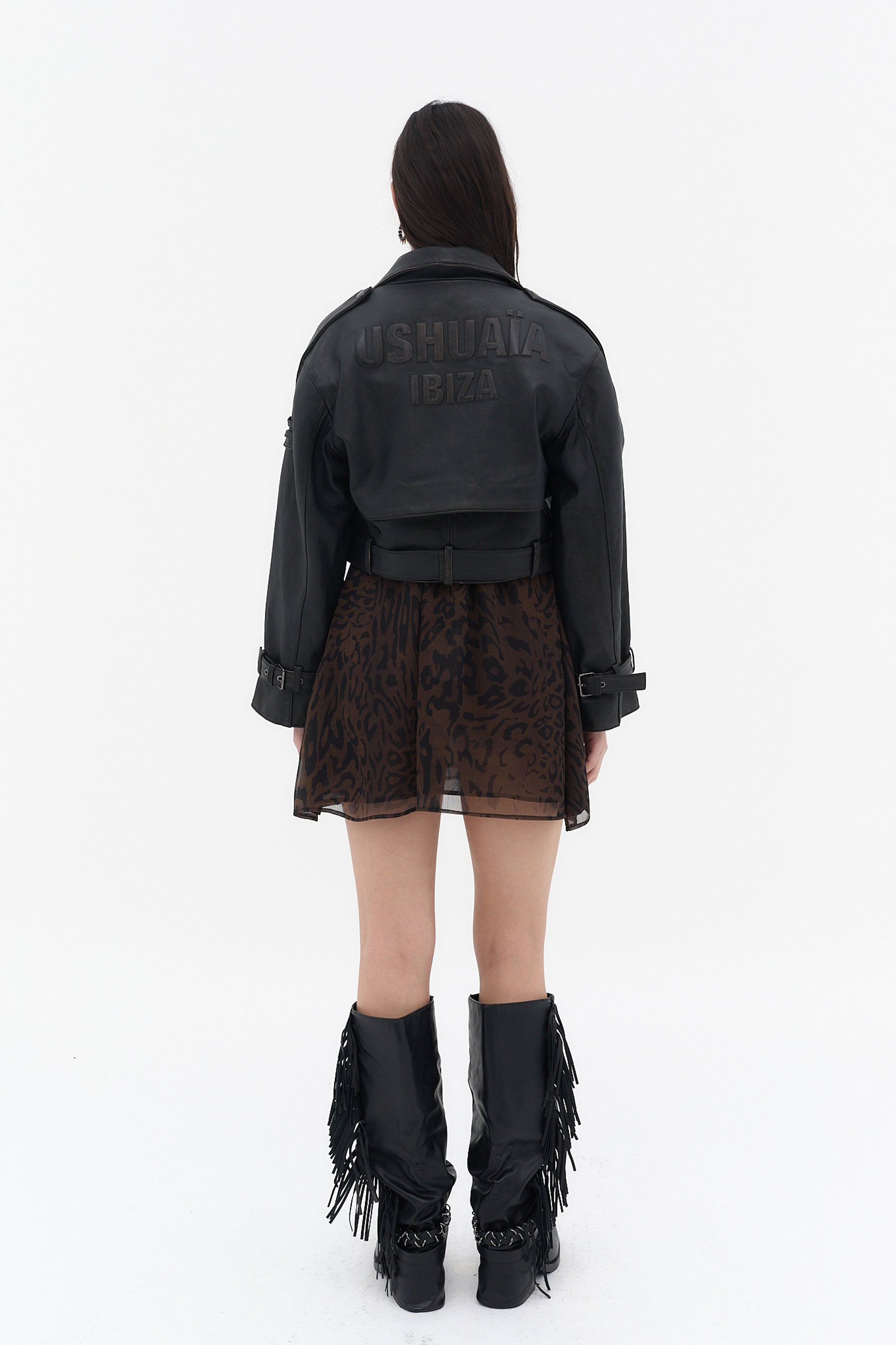 chaqueta piel mujer negra botones ushuaia frontal