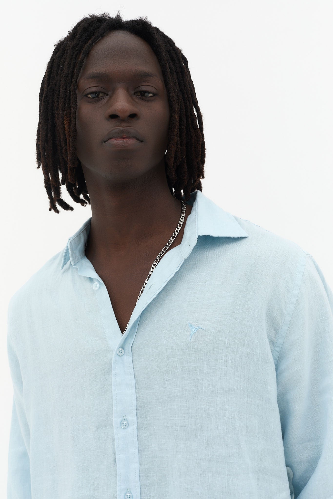 camisa lino hombre manga larga garment dyed logo ushuaïa delantero y espalda ibiza