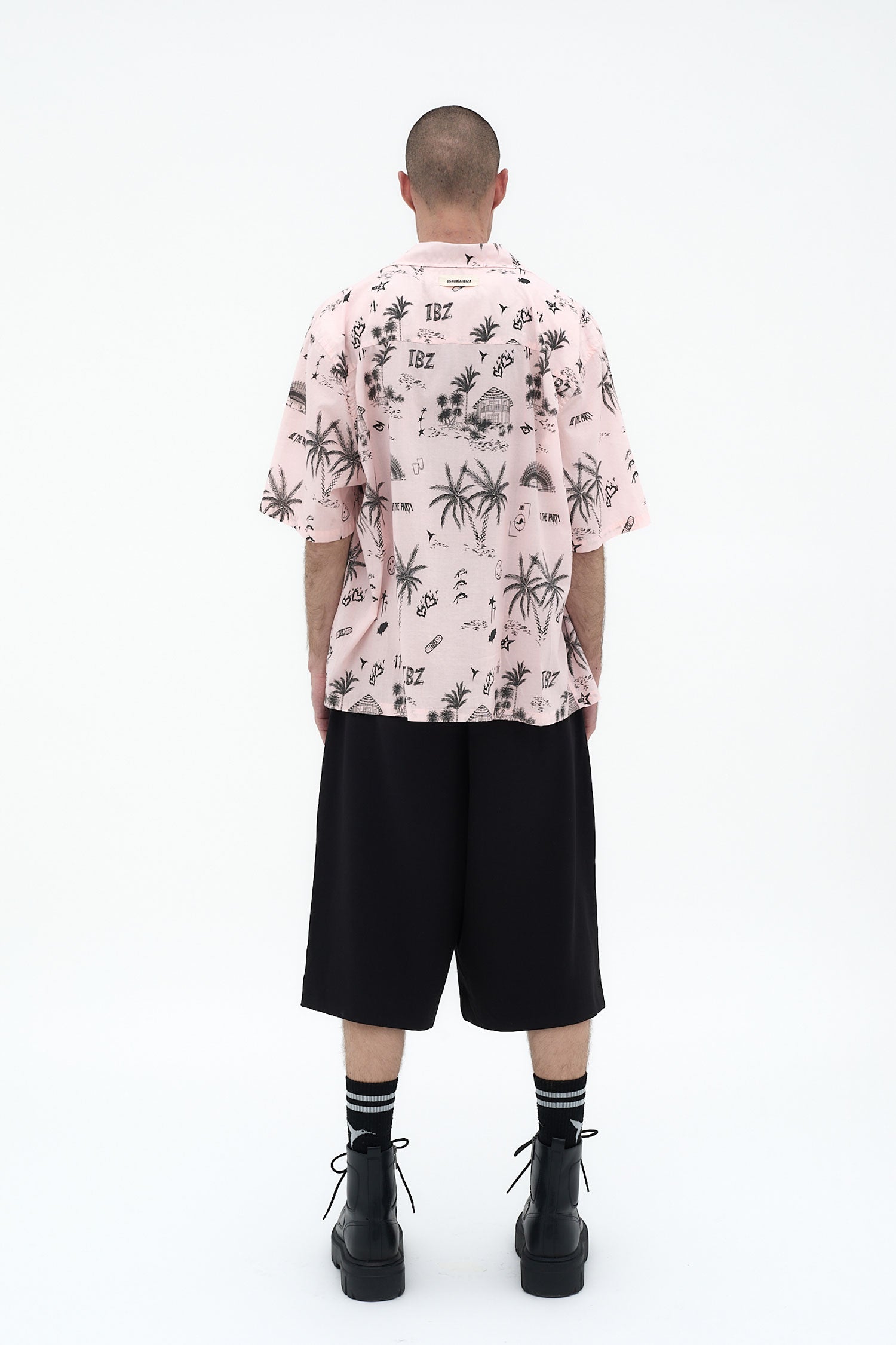 camisa hombre algodón manga corta logo ushuaïa delantero y espalda ibiza