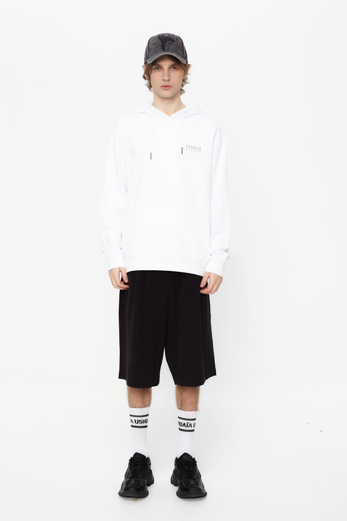 Oversized sweatshirt with adjustable hood with drawstring and long sleeves. Contrast combined print detail on front and back. Kangaroo pocket on the front. Ribbed finishes.  
LIMITED EDITION 
COMPOSITION:    
100% Cotton